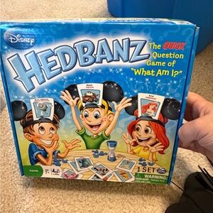 Hedbanz Disney Edition Game